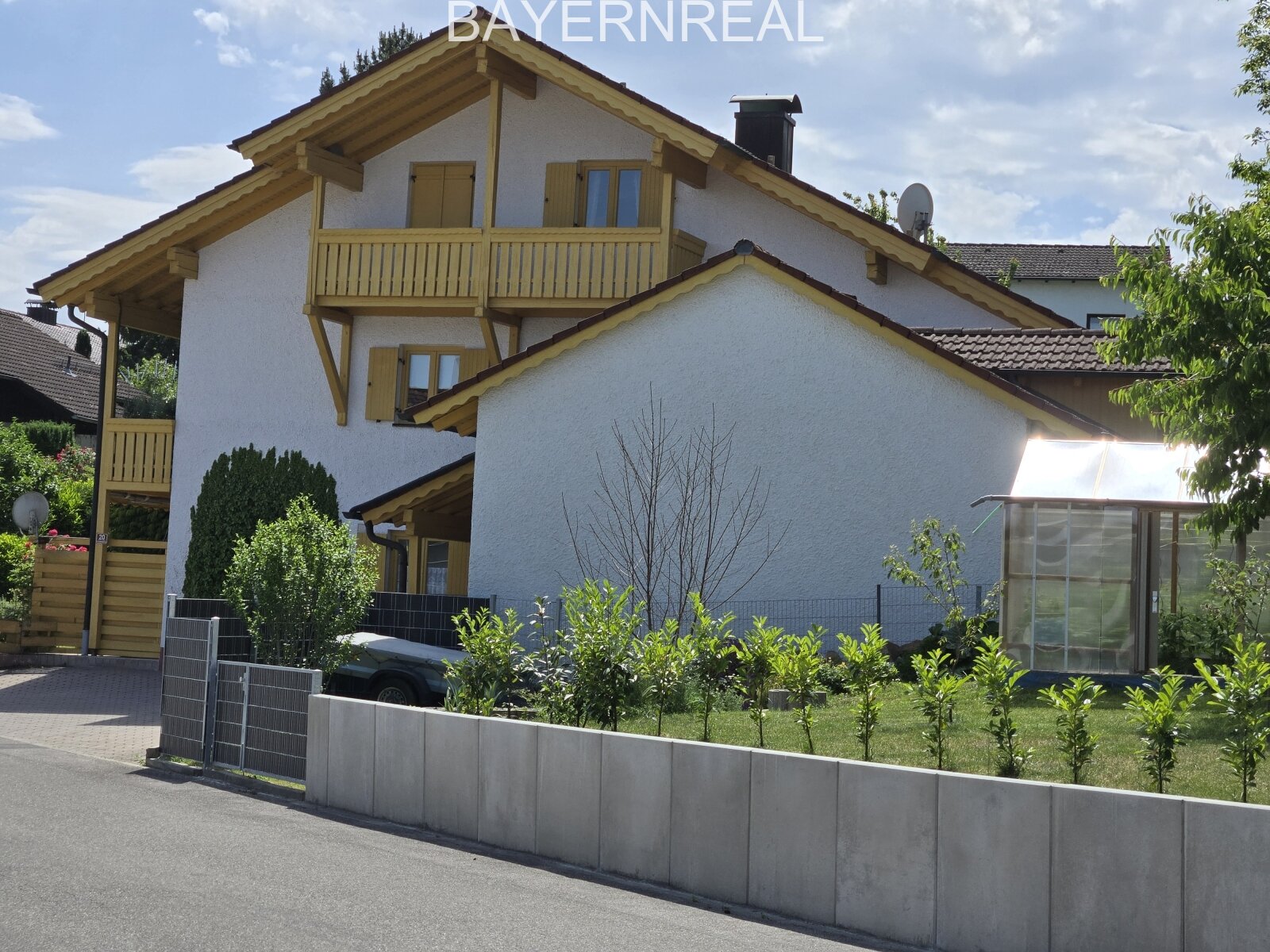 Seltene Gelegenheit! MEHRFAMILIENHAUS MIT VIER WOHNEINHEITEN IN BEGEHRTER WOHNLAGE VON BAD GRIESBACH Seltene Gelegenheit! MEHRFAMILIENHAUS MIT VIER WOHNEINHEITEN IN BEGEHRTER WOHNLAGE VON BAD GRIESBACH